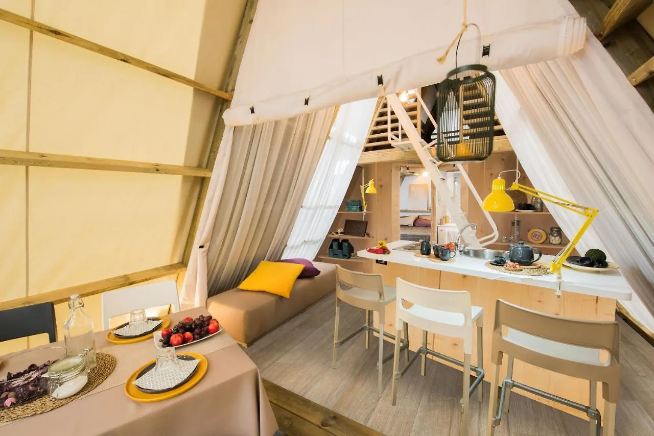 Tamarit Beach Resort 캠프장